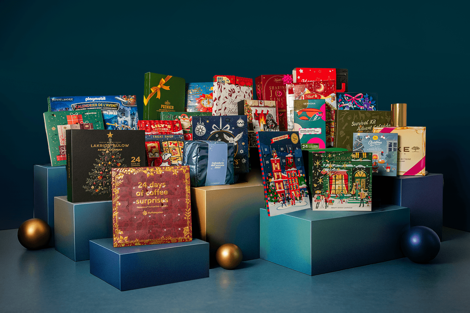 Cassette con regali di Natale